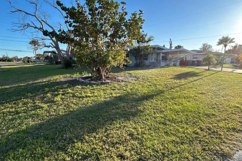 Casa en alquiler en Venice, Florida, 4 dormitorios, 165.37 m2 № 1718439 - foto 14