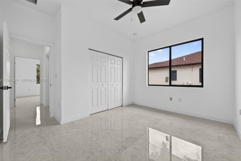 House in Fort Lauderdale, Florida 3 bedrooms № 2030320 - photo 19