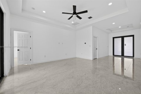 House in Fort Lauderdale, Florida 3 bedrooms № 2030320 - photo 9