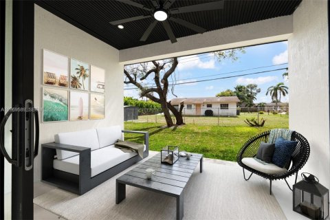 House in Fort Lauderdale, Florida 3 bedrooms № 2030320 - photo 27