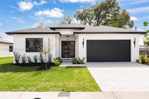 Casa en Fort Lauderdale, Florida 3 dormitorios № 2030320