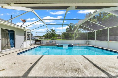 Villa ou maison à vendre à Spring Hill, Floride: 3 chambres, 183.39 m2 № 2400247 - photo 26