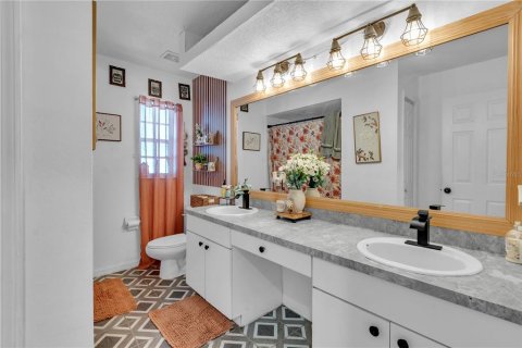 Villa ou maison à vendre à Spring Hill, Floride: 3 chambres, 183.39 m2 № 2400247 - photo 24