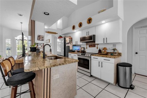 Villa ou maison à vendre à Spring Hill, Floride: 3 chambres, 183.39 m2 № 2400247 - photo 12