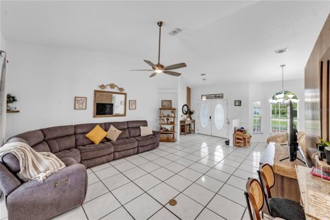 Villa ou maison à vendre à Spring Hill, Floride: 3 chambres, 183.39 m2 № 2400247 - photo 7