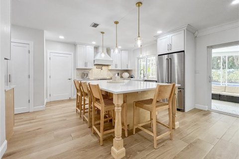 Casa en venta en Saint Petersburg, Florida, 3 dormitorios, 219.9 m2 № 2213877 - foto 5