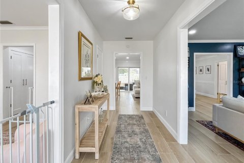 Casa en venta en Saint Petersburg, Florida, 3 dormitorios, 219.9 m2 № 2213877 - foto 4