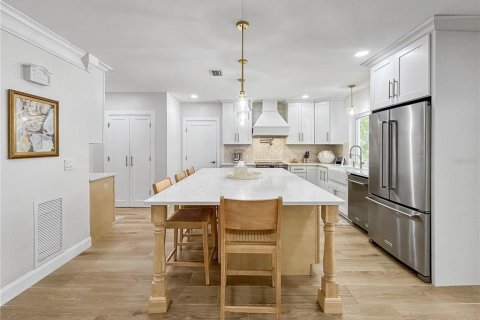 Casa en venta en Saint Petersburg, Florida, 3 dormitorios, 219.9 m2 № 2213877 - foto 6