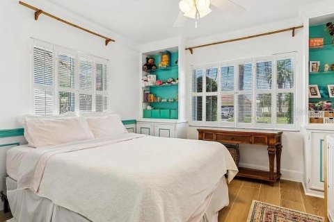 Casa en venta en Saint Petersburg, Florida, 3 dormitorios, 219.9 m2 № 2213877 - foto 26