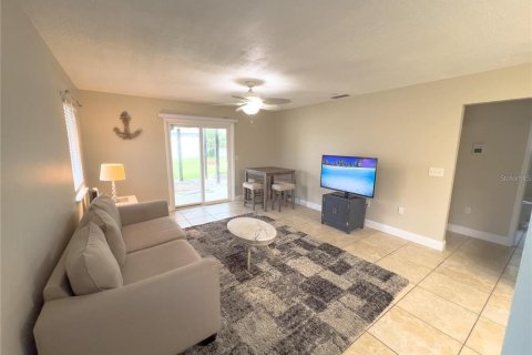Apartamento en alquiler en Flagler Beach, Florida, 2 dormitorios, 102.19 m2 № 1772957 - foto 5