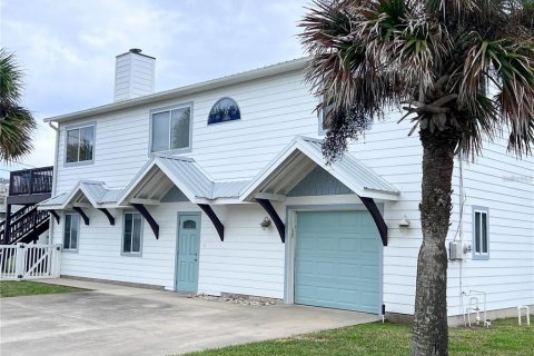 Apartamento en alquiler en Flagler Beach, Florida, 2 dormitorios, 102.19 m2 № 1772957 - foto 1