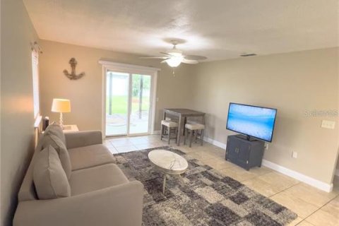 Apartamento en alquiler en Flagler Beach, Florida, 2 dormitorios, 102.19 m2 № 1772957 - foto 6