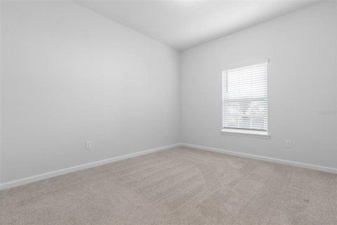 House in Palm Coast, Florida 5 bedrooms, 205.13 sq.m. № 1665686 - photo 30