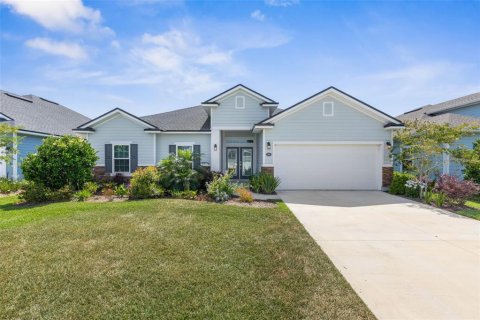 House in Palm Coast, Florida 5 bedrooms, 205.13 sq.m. № 1665686 - photo 1