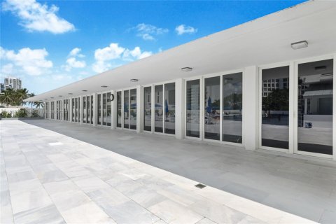 Copropriété à vendre à Miami Beach, Floride: 2 chambres, 128.21 m2 № 1938558 - photo 30