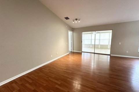 House in Tarpon Springs, Florida 3 bedrooms, 139.82 sq.m. № 2234017 - photo 4