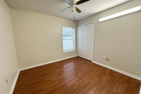 House in Tarpon Springs, Florida 3 bedrooms, 139.82 sq.m. № 2234017 - photo 5