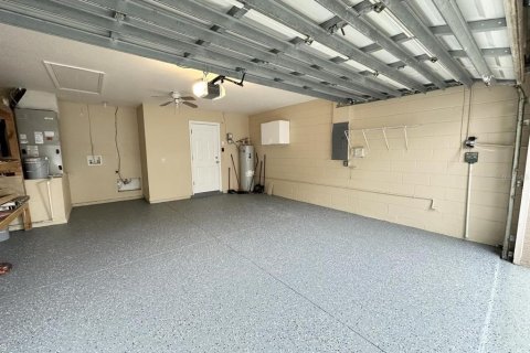 House in Tarpon Springs, Florida 3 bedrooms, 139.82 sq.m. № 2234017 - photo 16