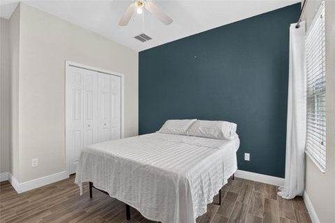 House in Apollo Beach, Florida 4 bedrooms, 196.86 sq.m. № 2285633 - photo 7