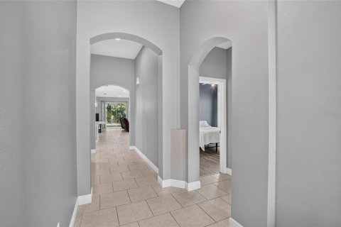 House in Apollo Beach, Florida 4 bedrooms, 196.86 sq.m. № 2285633 - photo 4