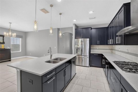 House in Apollo Beach, Florida 4 bedrooms, 196.86 sq.m. № 2285633 - photo 21