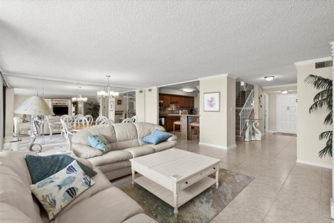Copropriété à vendre à Ormond Beach, Floride: 2 chambres, 172.24 m2 № 1795054 - photo 10