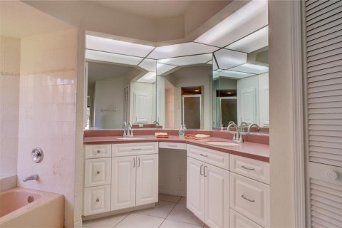 Casa en venta en Port Charlotte, Florida, 3 dormitorios, 191.47 m2 № 1905342 - foto 24