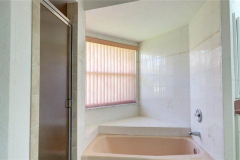 Casa en venta en Port Charlotte, Florida, 3 dormitorios, 191.47 m2 № 1905342 - foto 25