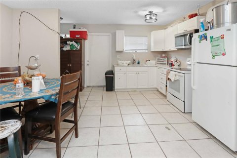 Immobilier commercial à vendre à Florida City, Floride: 195.09 m2 № 1891503 - photo 11