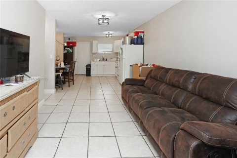 Immobilier commercial à vendre à Florida City, Floride: 195.09 m2 № 1891503 - photo 12