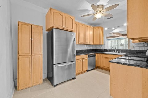 Casa en venta en Winter Haven, Florida, 4 dormitorios, 169.45 m2 № 1565245 - foto 17