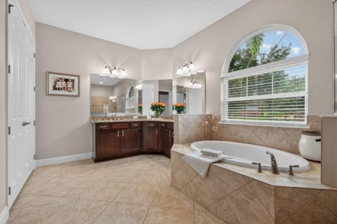 Villa ou maison à vendre à Bradenton, Floride: 3 chambres, 286.14 m2 № 2410124 - photo 24