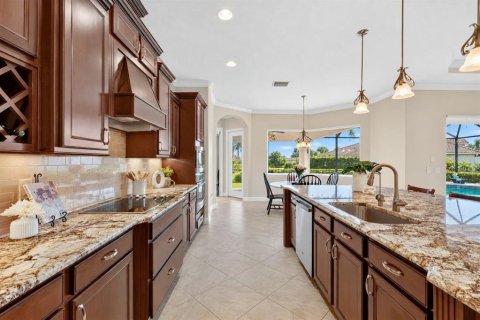 Villa ou maison à vendre à Bradenton, Floride: 3 chambres, 286.14 m2 № 2410124 - photo 17