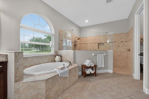 Villa ou maison à vendre à Bradenton, Floride: 3 chambres, 286.14 m2 № 2410124 - photo 23