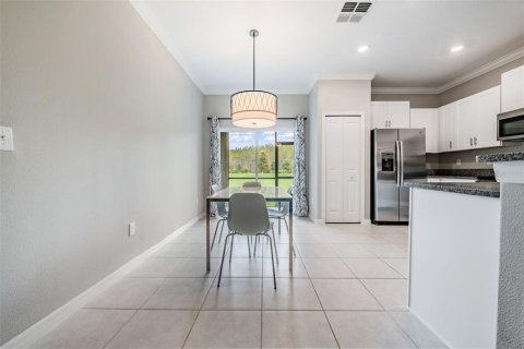 Touwnhouse à louer à Lutz, Floride: 2 chambres, 140.56 m2 № 2379311 - photo 9