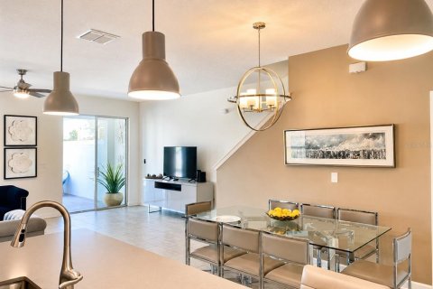 Touwnhouse à louer à Davenport, Floride: 5 chambres, 201.32 m2 № 2114230 - photo 2