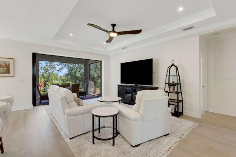 House in Palmetto, Florida 2 bedrooms, 194.91 sq.m. № 1690661 - photo 13