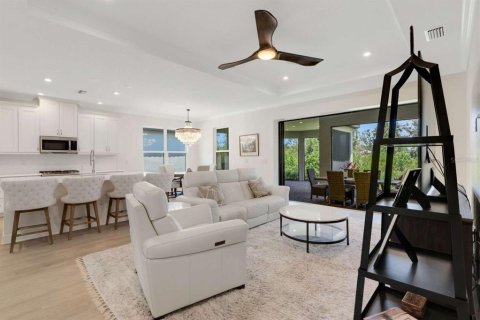 House in Palmetto, Florida 2 bedrooms, 194.91 sq.m. № 1690661 - photo 21