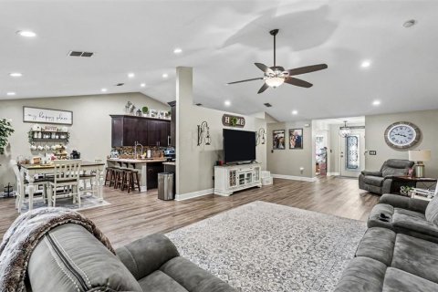 House in Lakeland, Florida 4 bedrooms, 234.86 sq.m. № 2285694 - photo 14