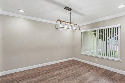 House in Lakeland, Florida 4 bedrooms, 234.86 sq.m. № 2285694 - photo 7