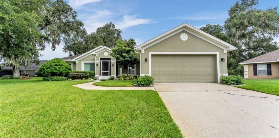 House in Lakeland, Florida 4 bedrooms, 234.86 sq.m. № 2285694