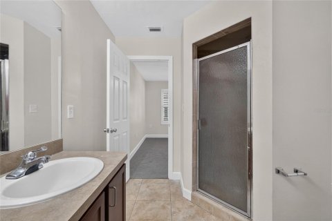 Condo in Gainesville, Florida, 2 bedrooms № 2230429 - photo 22