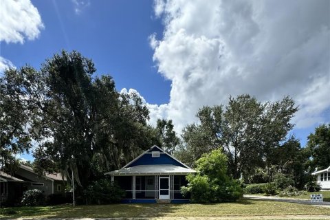 Casa en alquiler en Lake Wales, Florida, 4 dormitorios, 174.93 m2 № 1340103 - foto 1