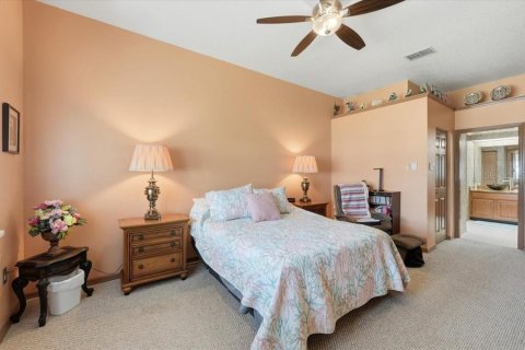 House in Lakeland, Florida 2 bedrooms, 172.05 sq.m. № 2220145 - photo 28