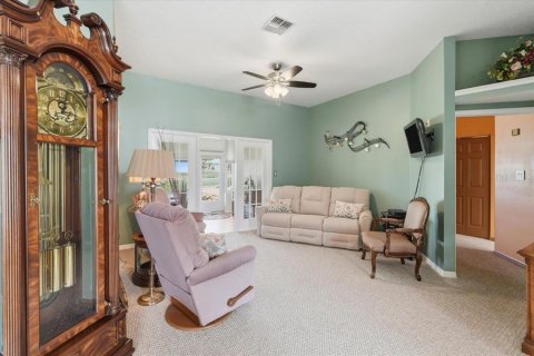 House in Lakeland, Florida 2 bedrooms, 172.05 sq.m. № 2220145 - photo 11