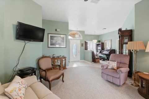 House in Lakeland, Florida 2 bedrooms, 172.05 sq.m. № 2220145 - photo 10