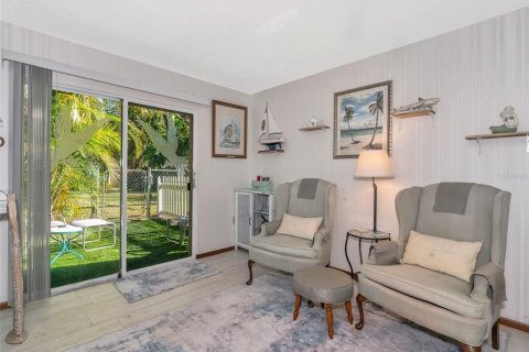 Купить виллу или дом в Сарасота, Флорида 8 комнат, 162.11м2, № 1583436 - фото 26