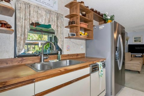 Купить виллу или дом в Сарасота, Флорида 8 комнат, 162.11м2, № 1583436 - фото 11