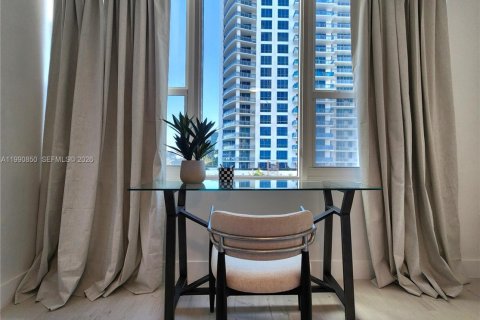 Condominio en alquiler en Hollywood, Florida, 1 dormitorio, 72.46 m2 № 2058044 - foto 14