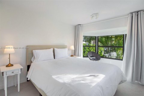 Casa en venta en North Bay Village, Florida, 3 dormitorios, 170.38 m2 № 1828965 - foto 15
